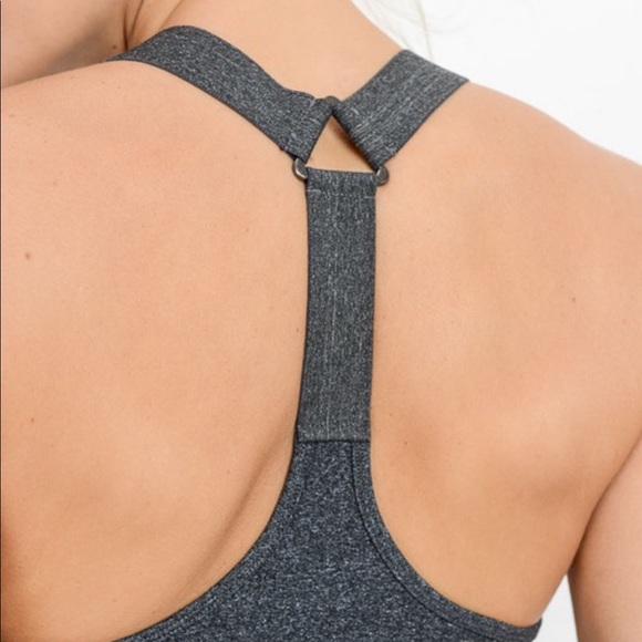 Sports bra by mono B medium - Picture 3 of 4